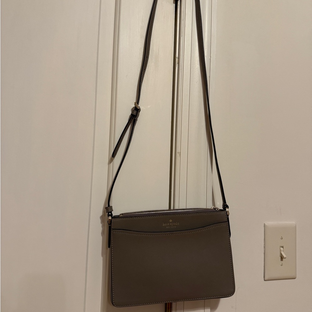 Kate Spade New York Rory Crossbody Bag in gray saffiano leather - Picture 9 of 11